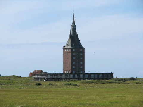 Neuer Westturm, erbaut 1936. 2005 Jugendherbergsneubau.